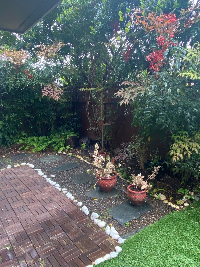 Building Photo - 2637 NW 56th St