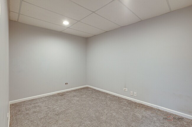 Building Photo - 1238 S Christine Ct