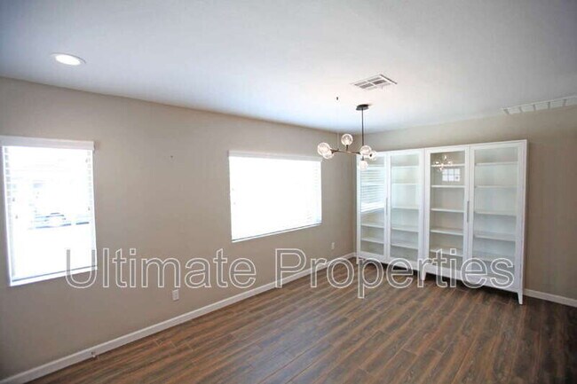 Building Photo - 17802 N 43rd Way