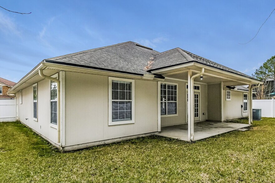 Building Photo - 725 Indigo Run Dr