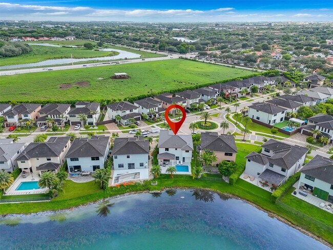 Building Photo - 15540 NW 88th Ave