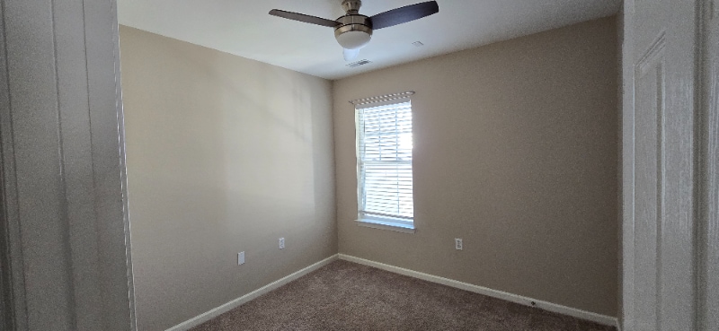 Building Photo - 547 Farmborough Ct