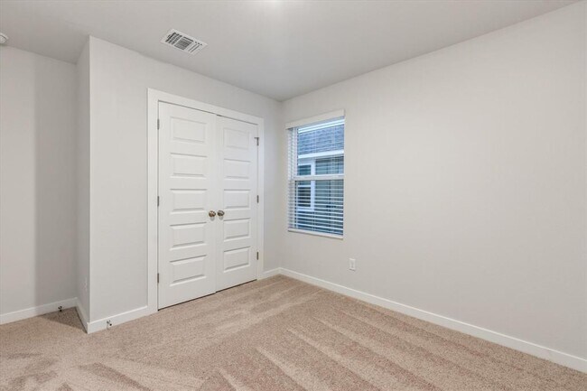 Building Photo - 2078 Alice Jay Wy