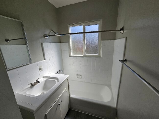 Building Photo - 224 N 7th St