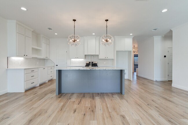 Building Photo - 7001 17th St