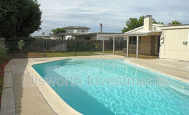 Building Photo - 3665 Morlan St