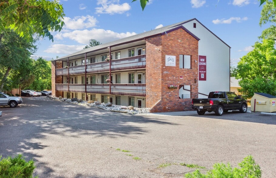Building Photo - 6090 Olde Wadsworth Blvd