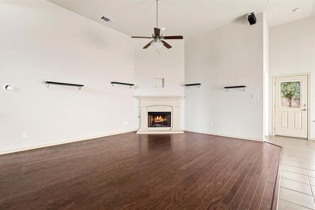 Building Photo - 6669 Friendsway Dr