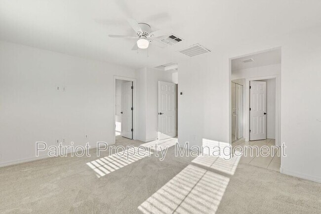 Building Photo - 5821 W Pueblo Ave