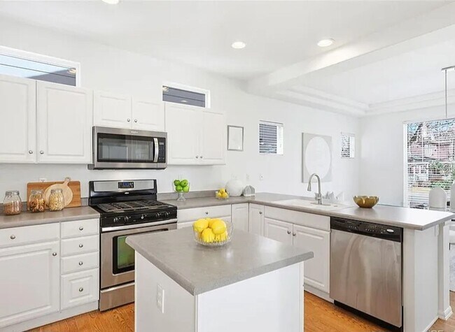 Building Photo - Available NOW! 4-Bedroom in one of Denver’s Hottest Neighborhoods!