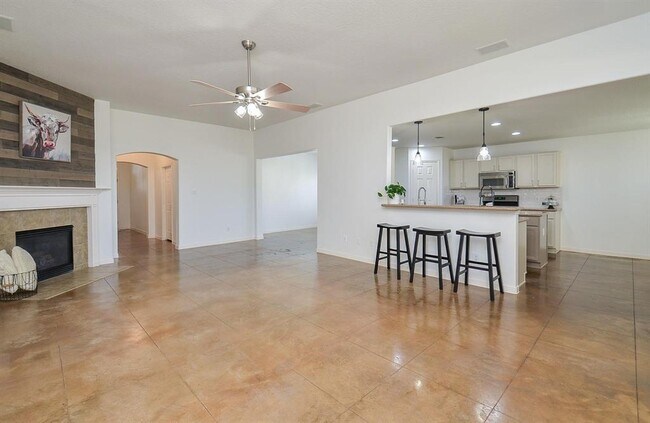 Building Photo - 17722 Meadow Crossing Ln