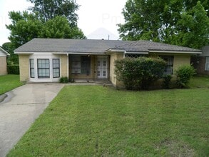 Building Photo - 7826 Overridge Dr