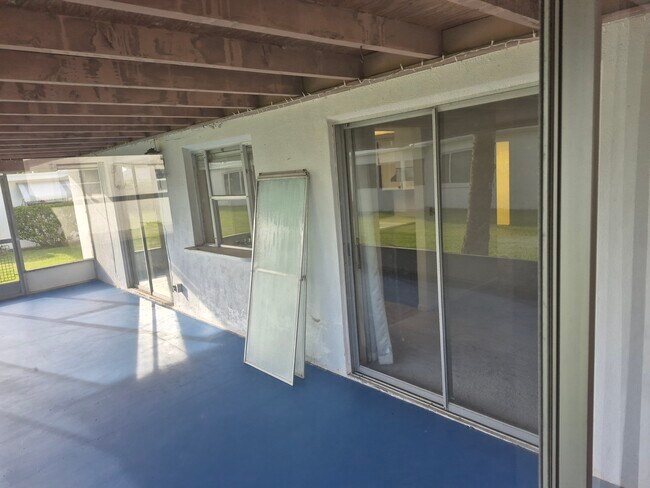 Building Photo - 14140 88th Ave