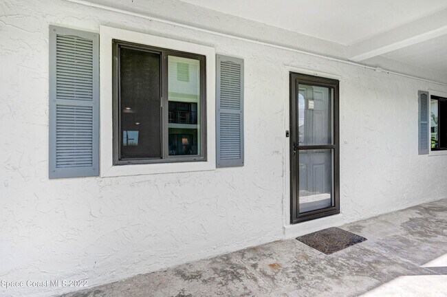 Building Photo - 199 Jimmy Buffett Mem Hwy