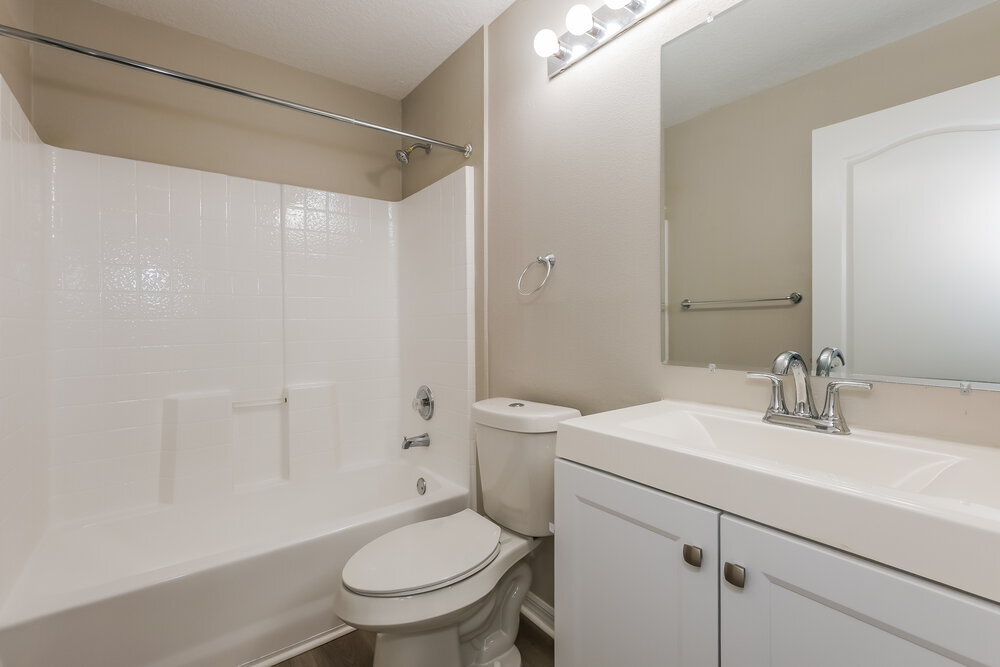 Building Photo - 1038 Harvest Moon Dr
