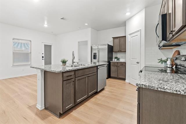 Building Photo - 103 Gallant Fox Ln