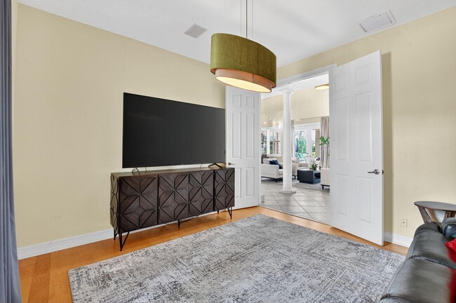 Building Photo - 21383 Falls Ridge Way