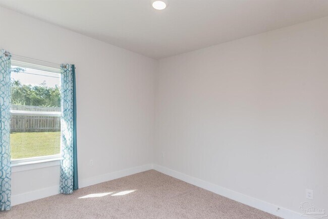 Building Photo - 10629 Davenport Lp