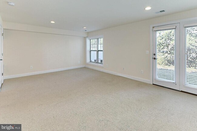 Building Photo - 22219 Falling Terrace