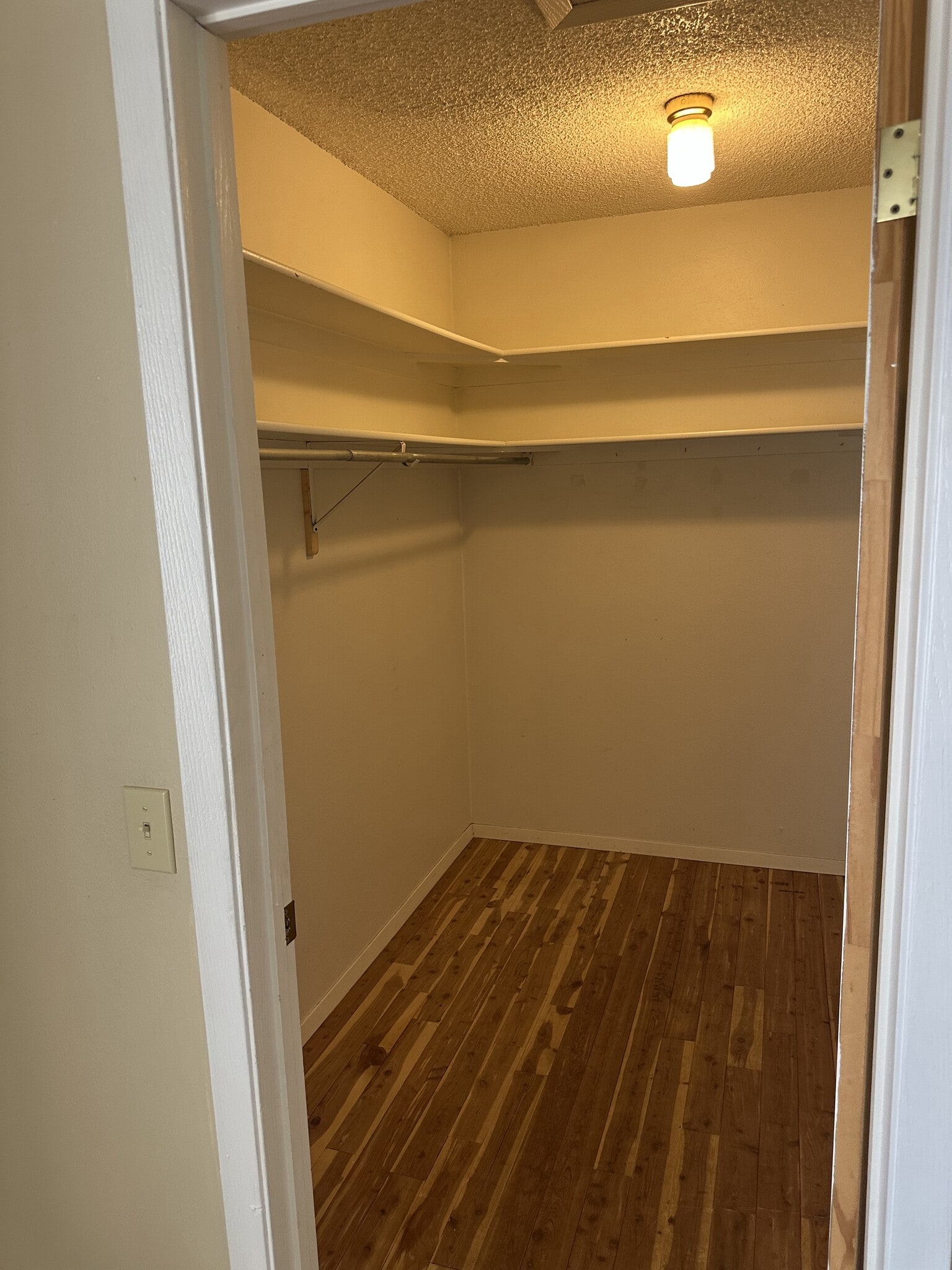 Building Photo - 6702 W 81st Ave