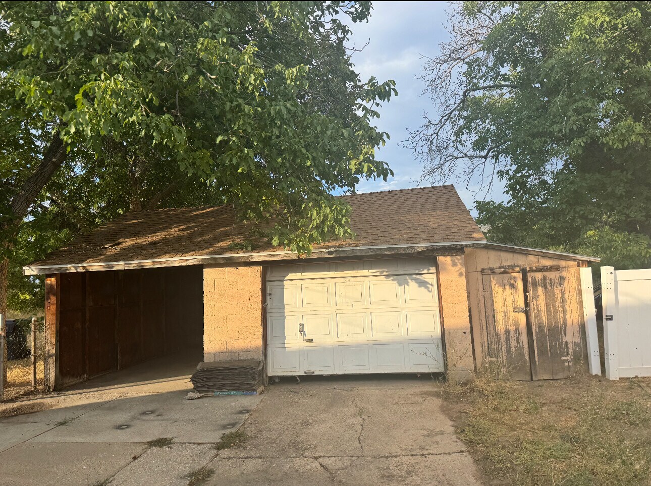 Building Photo - 244 40th St