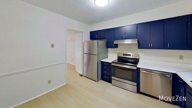 Building Photo - 5805 Nottoway Ct