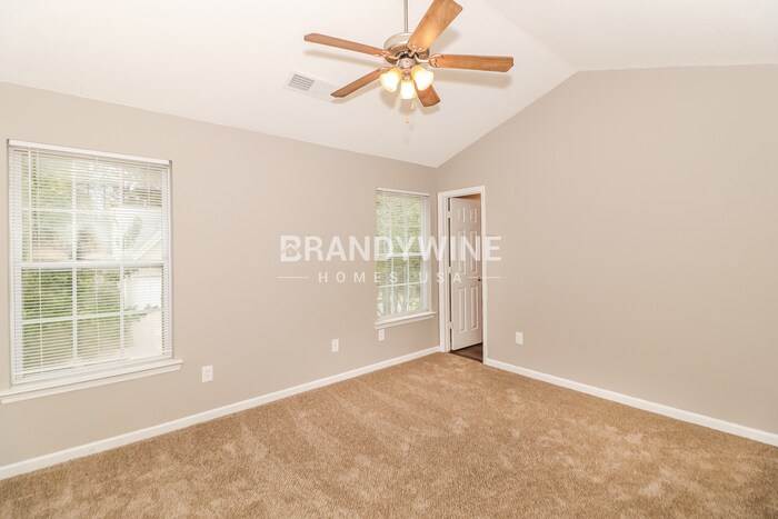 Building Photo - 628 Stadler Pointe