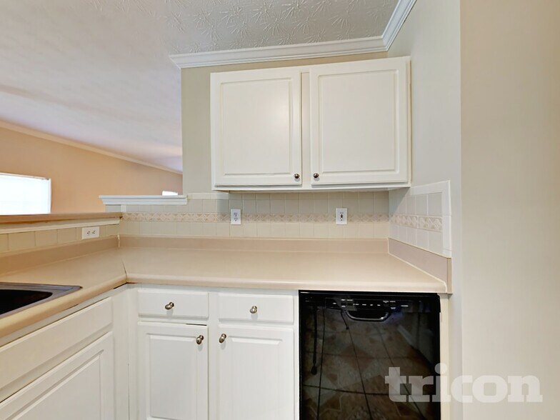 Building Photo - 9452 Carnes Crossing Cir