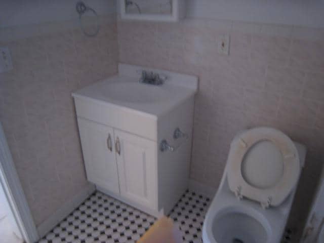 Building Photo - 62 Egmont St