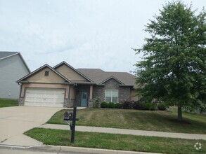 Building Photo - 3 Bedroom Home- Anchor Point