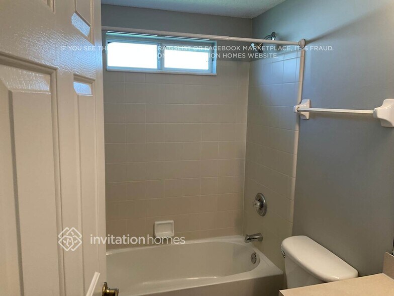 Building Photo - 11190 Wyndham Hollow Ln