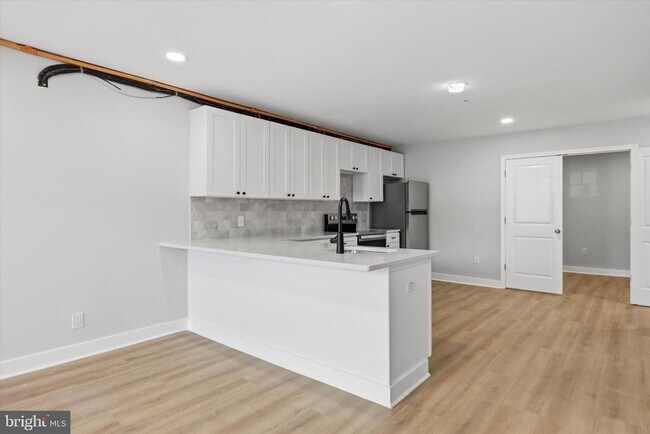 Building Photo - 7406 Bristol Pike