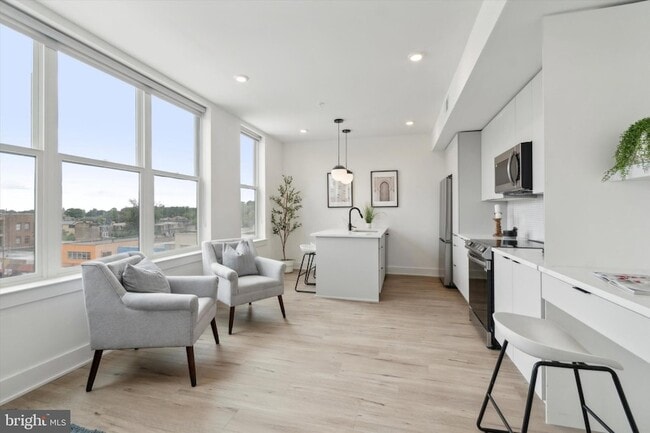 Building Photo - 139 W Chelten Ave