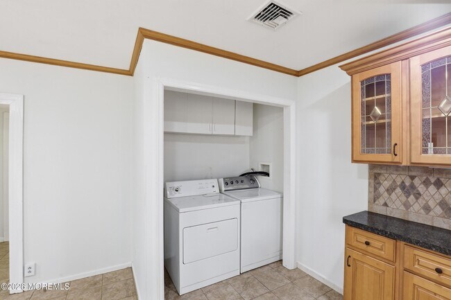 Building Photo - 1425 Amsterdam Ave