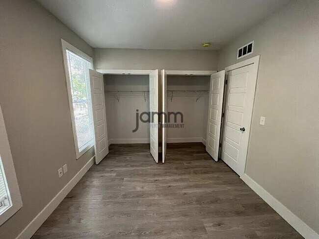 Building Photo - 1966 Randall Rd