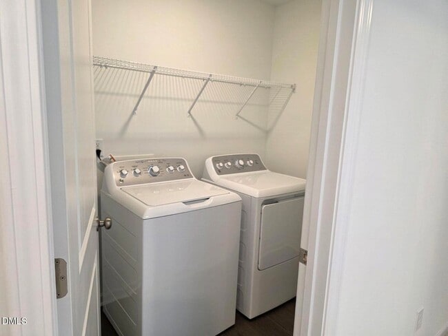 Building Photo - 178 S Finley Lndg Pkwy