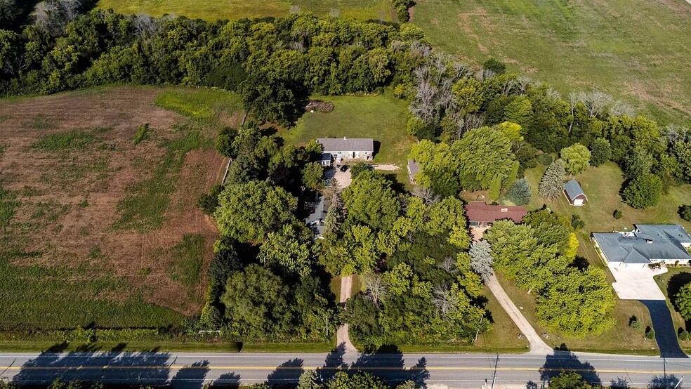 Building Photo - 4823 County Road R