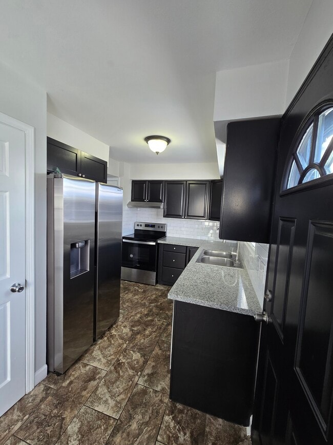 Building Photo - 5839 S Illinois Ave