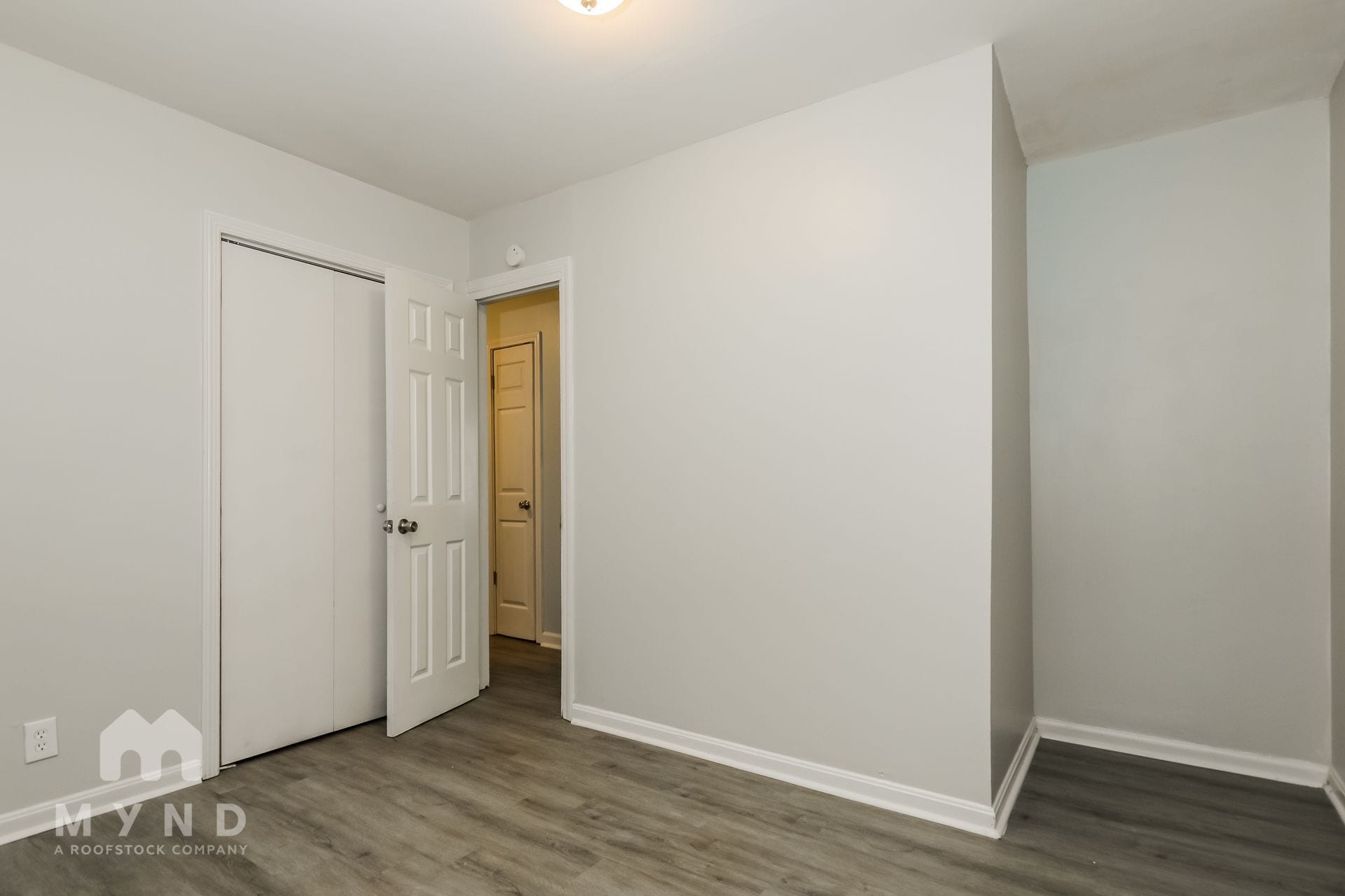 Building Photo - 4769 Ridgewood Dr