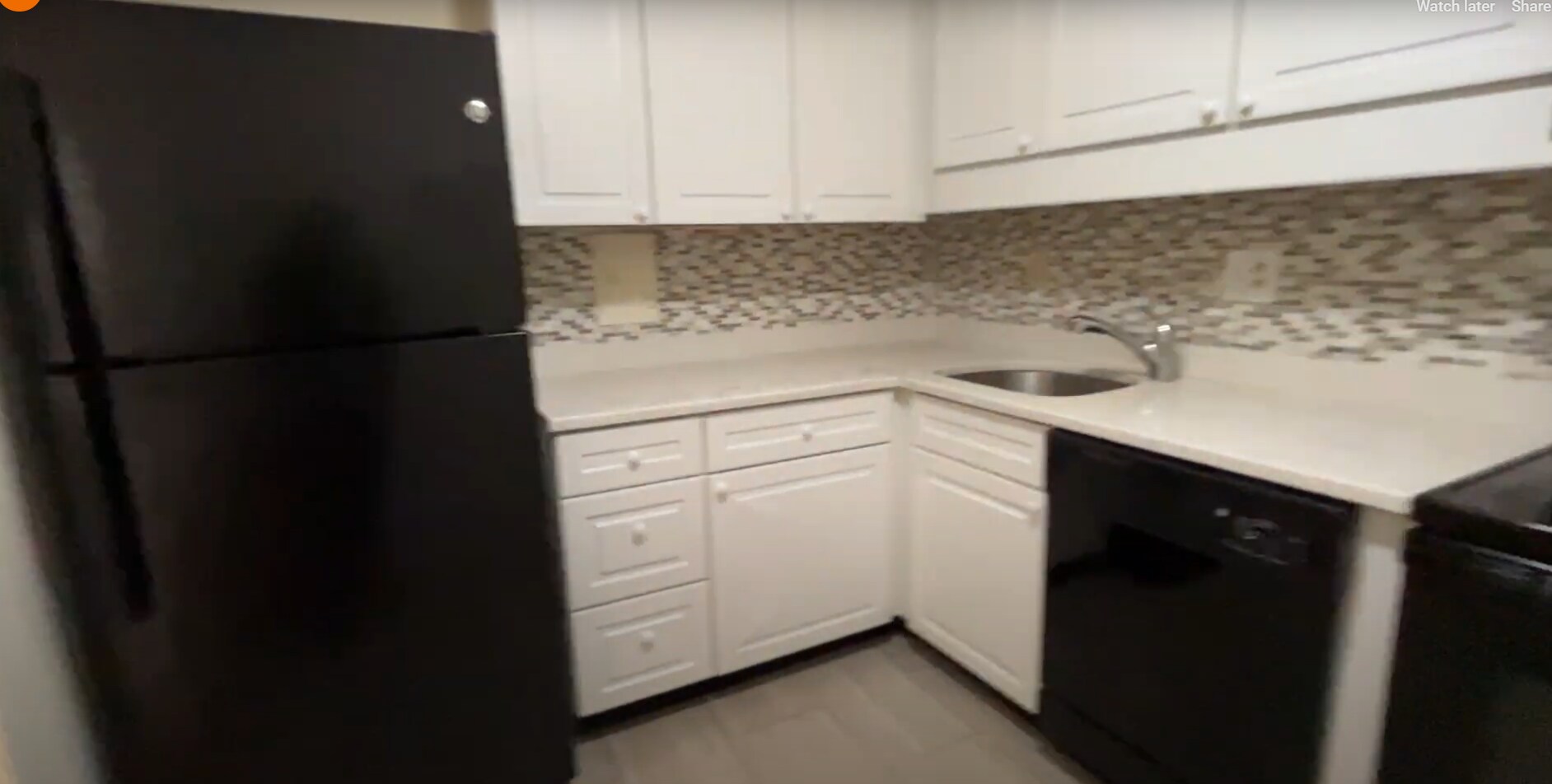 Building Photo - 16 Monmouth Ct