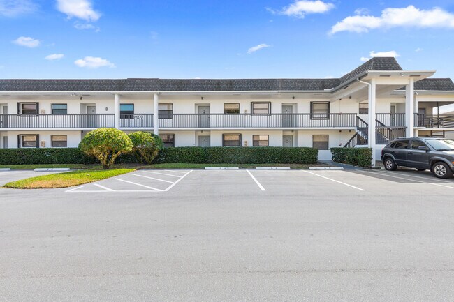 Building Photo - 1270 SE Parkview Pl