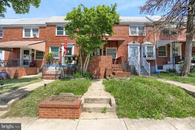 Building Photo - 1207 Anglesea St