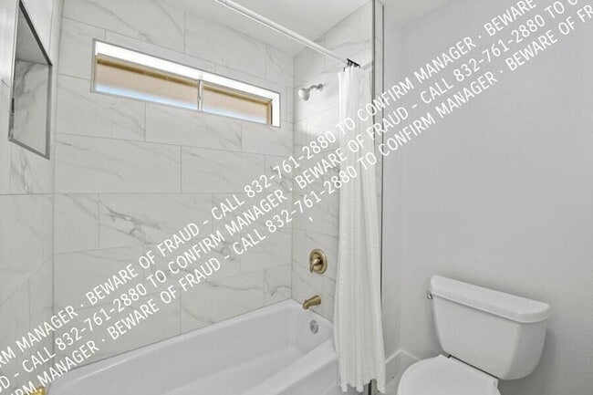 Building Photo - 9145 Drumcliffe Ln