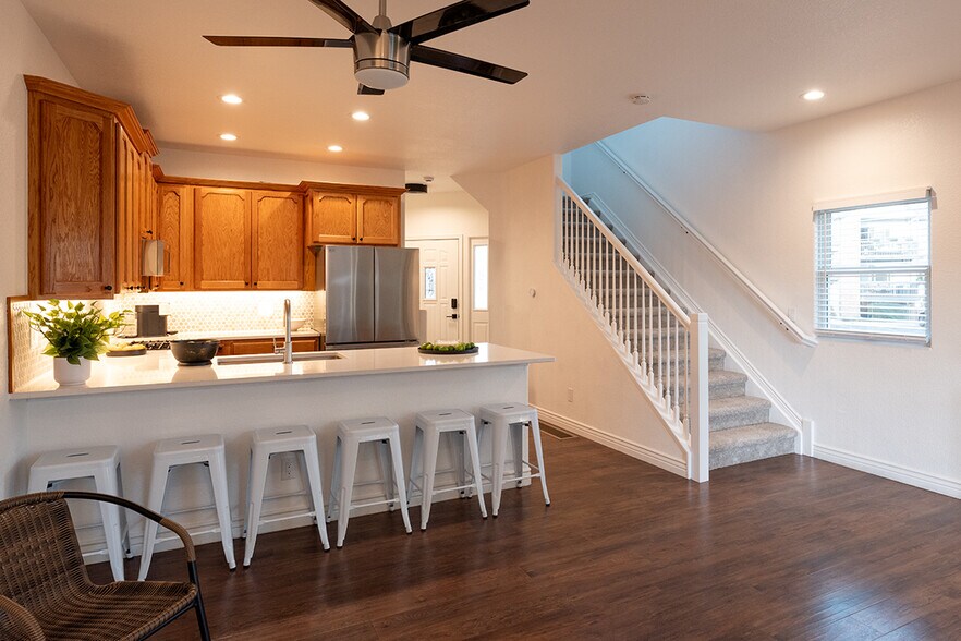 Building Photo - 10810 W 63rd Ave