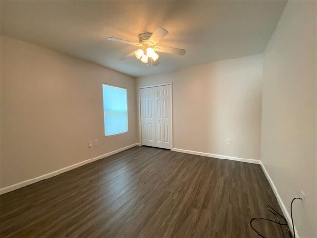 Building Photo - Beautiful 3 Bedroom Port Orange Home!