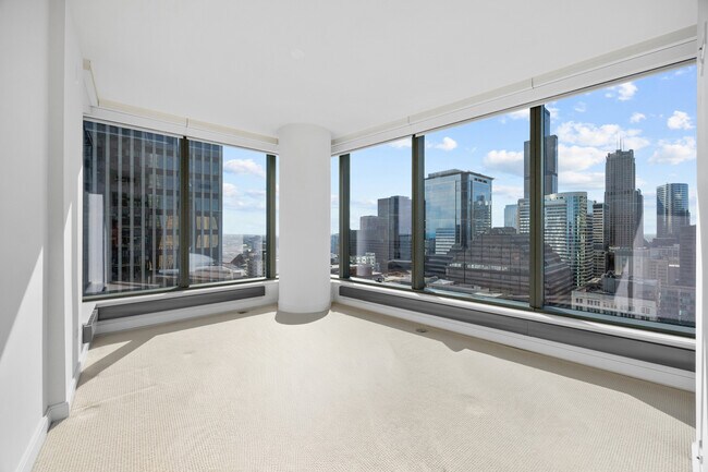 Building Photo - 60 E Monroe St