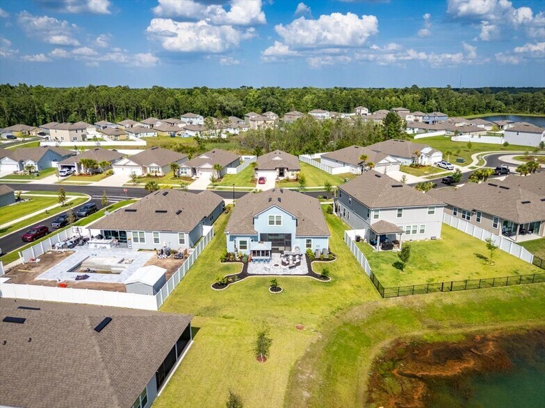 Building Photo - 2941 Oak Stream Dr