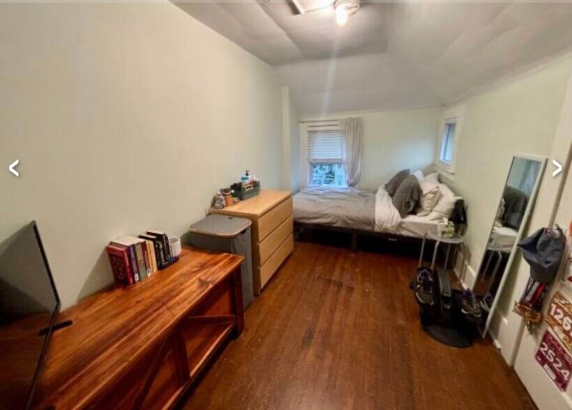 Building Photo - 50 Darwin St