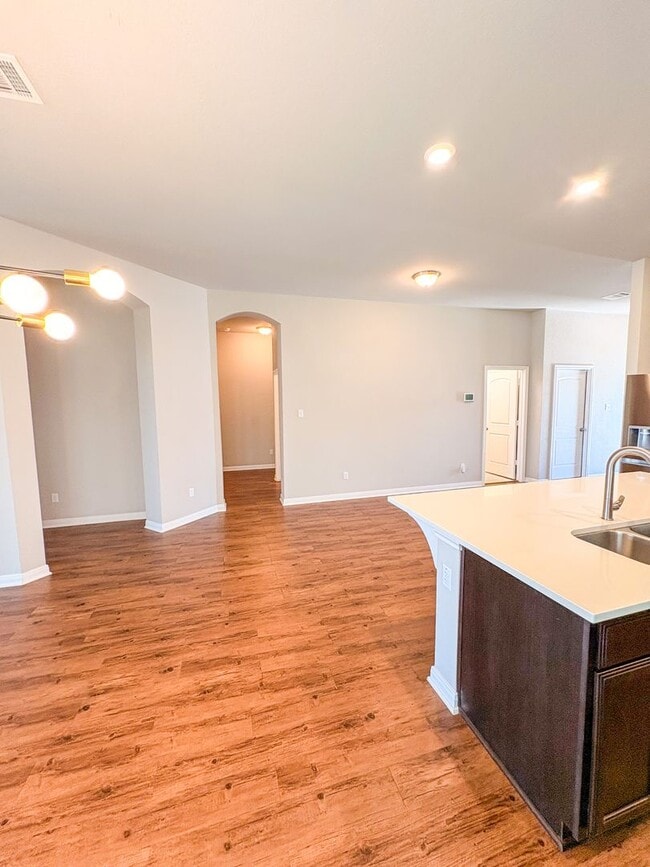 Building Photo - 1218 Amber Dawn Dr