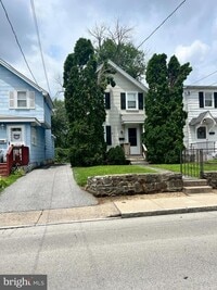 Building Photo - 204 Lowrys Ln